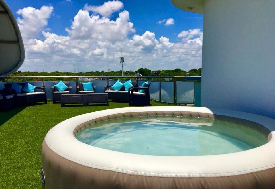 Hotel Blue Star Cancun Bagian luar foto