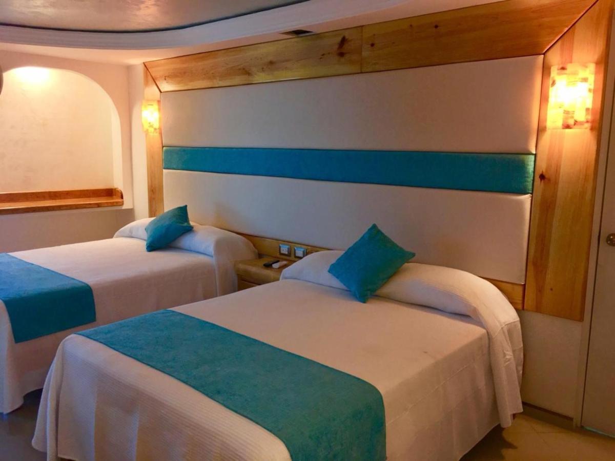 Hotel Blue Star Cancun Bagian luar foto